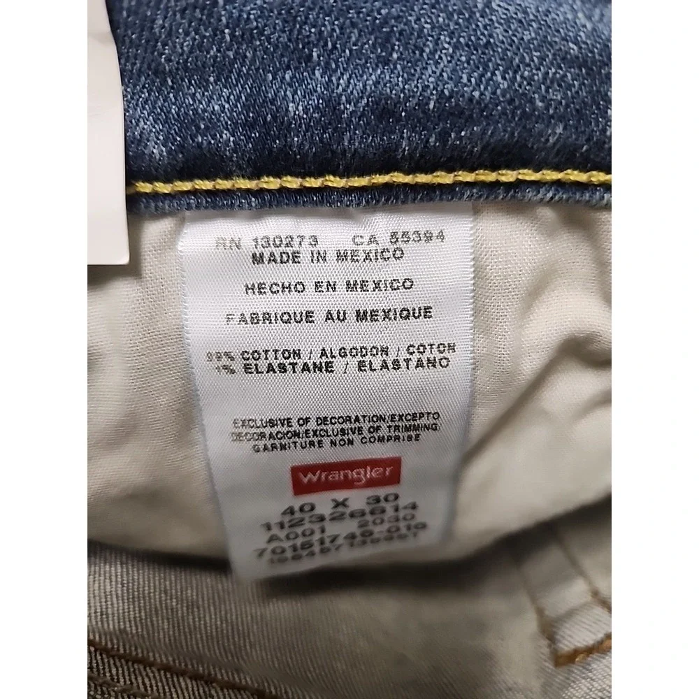 Wrangler Five Star Premium Straight Fit‎ Jeans 40x30 Mexico NWT Medium Wash